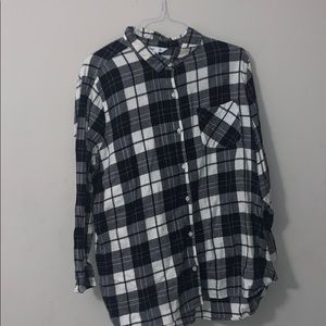 old navy black and white flannel